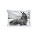 Einhorn im Schnee Baumwoll-Kissenbezug – Graues Fantasy-Pferd Zierkissenhülle
